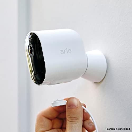 Authentic Arlo security camera accessory packaging showing 25 feet length specification