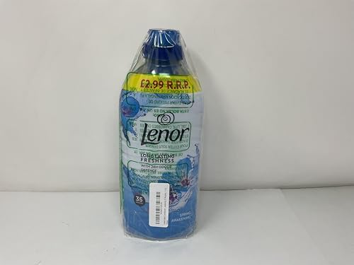 Close up of Lenor Spring Awakening packaging featuring white cedar and patchouli notes