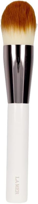 La Mer Foundation Brush front view luxury cosmetic tool