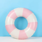 Close up of reinforced PVC material and valve on Yuokwer pool float