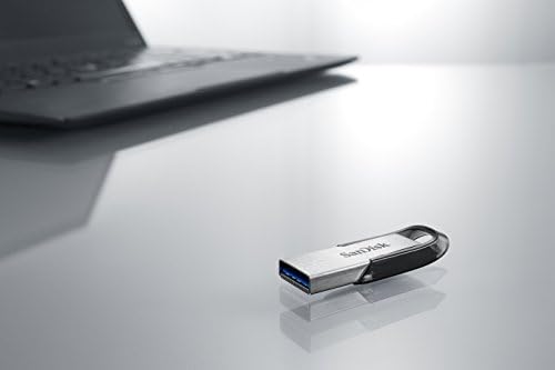 SanDisk Ultra Flair SDCZ73-128G retail packaging detailing the 150MB/s speed rating
