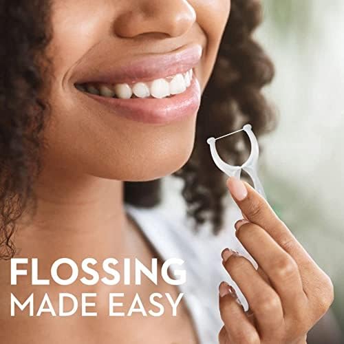 Close up of Glide patented shred resistant floss texture