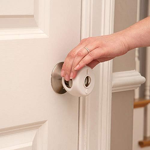 Safety 1st electrical outlet plug protectors