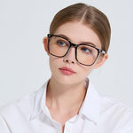 MACJERO square screen glasses for men and women showing the lightweight nose bridge design