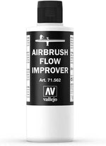 Vallejo 200ml airbrush medium side label