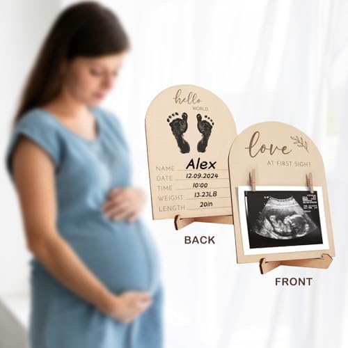 SytuHete family surprise gift arrangement including the miniature plush bear and decorative wooden photo frame.