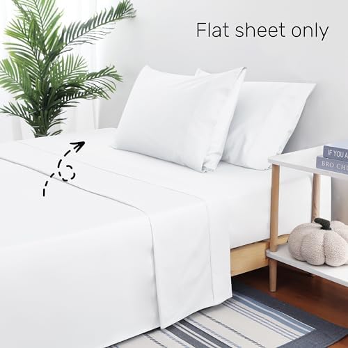 Stitch detailing and premium workmanship on the edge hem of the white bedding sheet