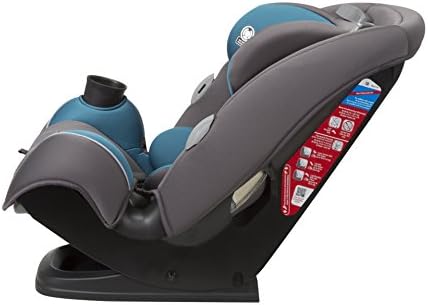 Detailed view of the QuickFit Harness adjustment lever on car seat