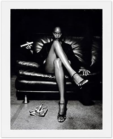 Helmut Newton. Polaroids (Multilingual Edition) - Image 8