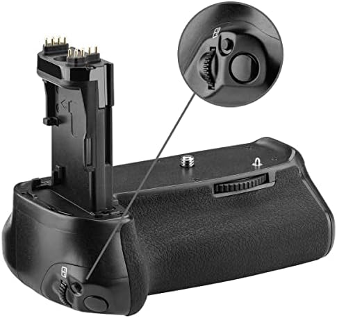 Complete packaging layout of the photography power accessories including the grip housing, two batteries, and multi-power magazines.