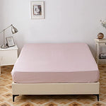 Side profile of Aojim fitted sheet on queen mattress