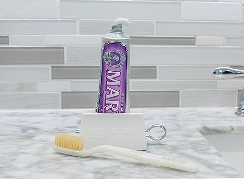 Marvis tartar and plaque fighting floral mint toothpaste for professional oral hygiene