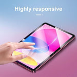 Contents of NEW'C screen protector kit including cleaning cloths