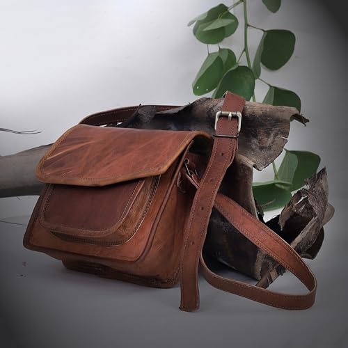 Cuero 11 Inch Tablet Satchel Interior Compartment