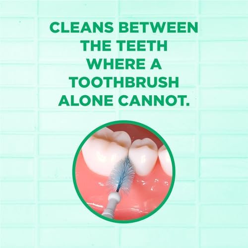 Detailed view of triangular bristles for deep cleaning