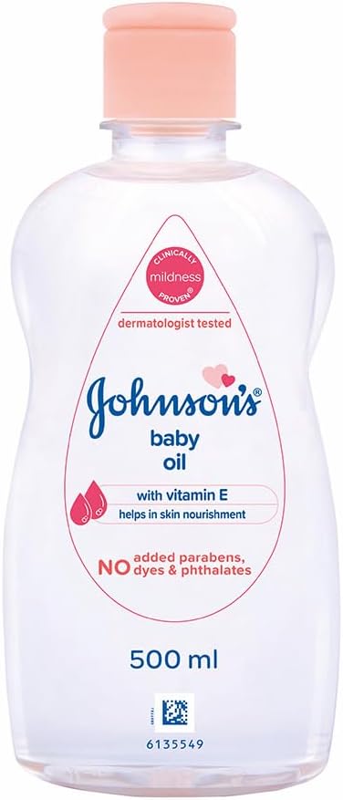 Johnson's Non-Sticky Baby Oil with Vitamin E for Easy Spread and Massage (Clear, 500ml) - Image 1