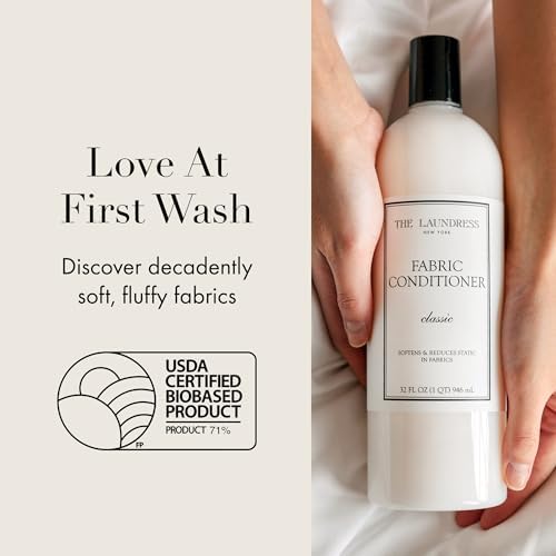 Concentrated liquid fabric softener for static reduction in laundry
