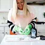 Cleaning gold and diamond jewelry with Tarn-X liquid remover