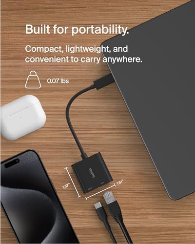 Side angle view of the travel-friendly Belkin 100W power delivery internet accessory.