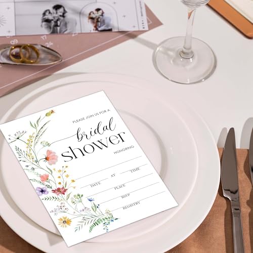 Premium paper texture detail of OXRUN engagement party invitation stationery