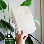 StickieTech Kindle pouch showing gold zipper detail