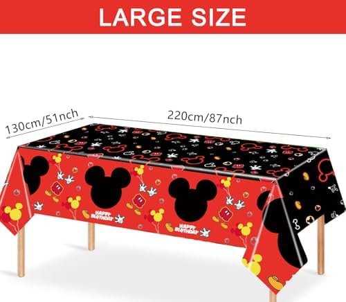 Waterproof non toxic plastic birthday tablecloth layout showing liquid resistance