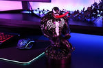 Cableguys Cable Guys - Marvel Comics Venom Gaming Accessories Holder & Phone Holder for Most Controller (Xbox, Play Station, Nintendo Switch) & Phone - Image 7