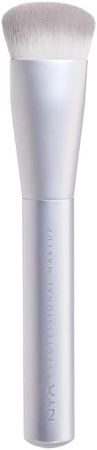 NYX Holographic Halo Buffing Highlighting Brush front view makeup tool