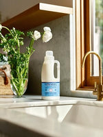 Rain Water scented fabric softener for high efficiency washing machines