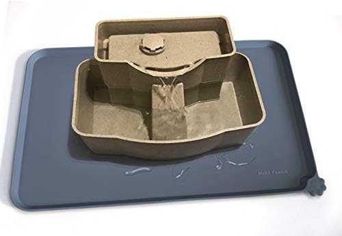Hoki Found waterproof pet placemat showing paw detail