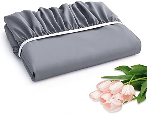 Top view of queen size fitted sheet on a thick mattress