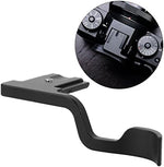 Serounder thumb up hand grip profile view highlighting the ergonomic curved curve.