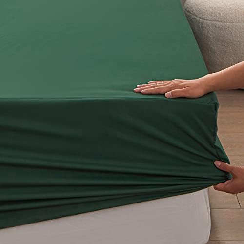 Rushrushlulu bedding brand packaging or folded sheet display