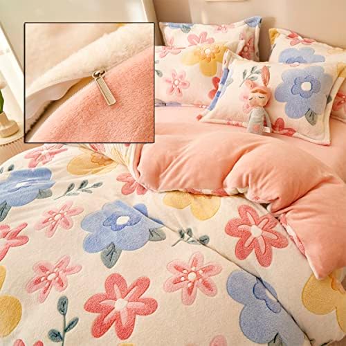 The reverse side of the LMONMOO plush comforter cover demonstrating the cozy velvet fabric quality