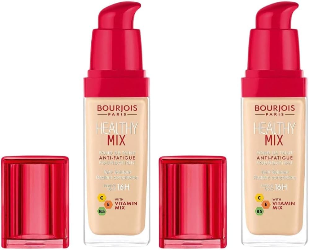 Bourjois liquid foundation application using makeup sponge