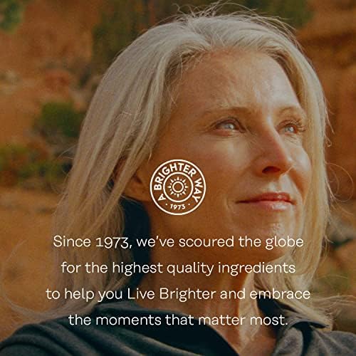 Solaray Zinc Copper vegetarian mineral complex capsule size and texture visualization.