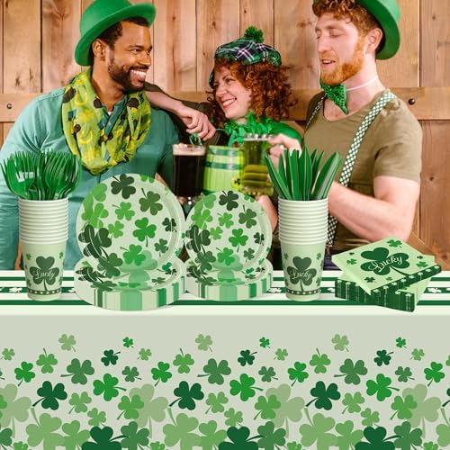 Childom St. Patrick's Day disposable plates and napkins stack