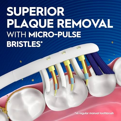 Vibrating soft bristles detail on Oral-B Pulsar battery powered toothbrush
