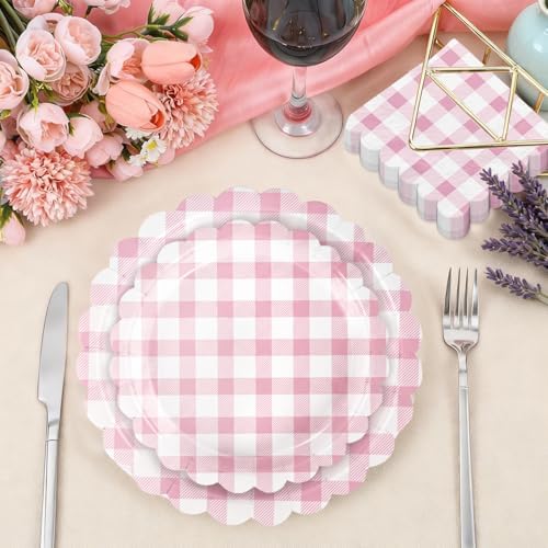 Top view of pink checkered plates and cutlery for 25 guests
