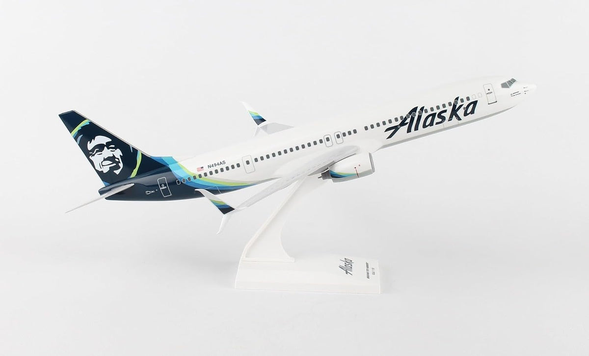 Sky Marks Alaska 737 900 model packaging box