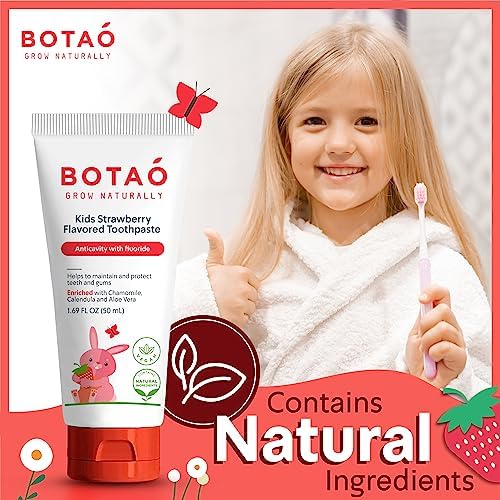 Imported Botao kids oral care set featuring natural strawberry flavor.