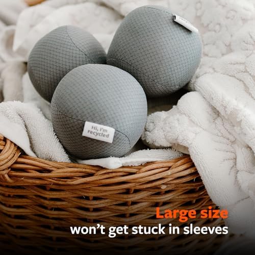 Full Circle anti-static laundry balls packaging showing recycled material certification.