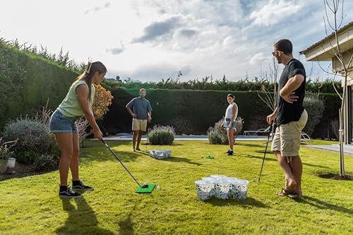 Players using clubs with Par Pong backyard game