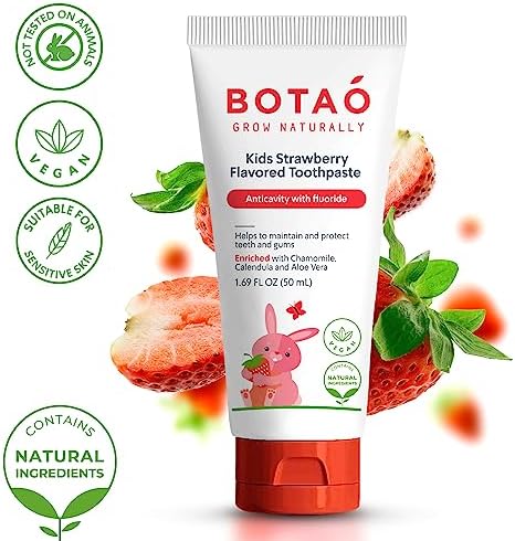 Back label of Botao kids toothpaste showing fluoride facts and botanical extracts.