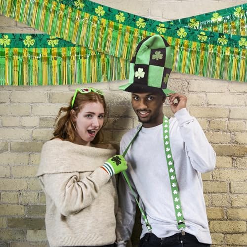 Packaging layout of the 39 feet total length Irish theme metallic hanging backdrop streamers.