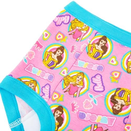 Close up view of the combed cotton fabric and interior lining