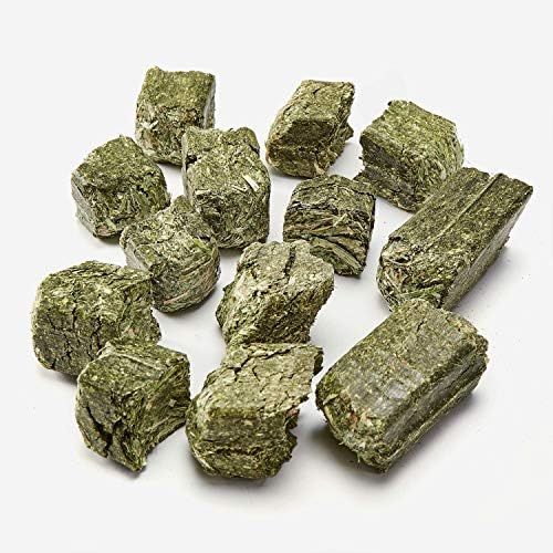 Kaytee Timothy and alfalfa hay blend treat cubes details