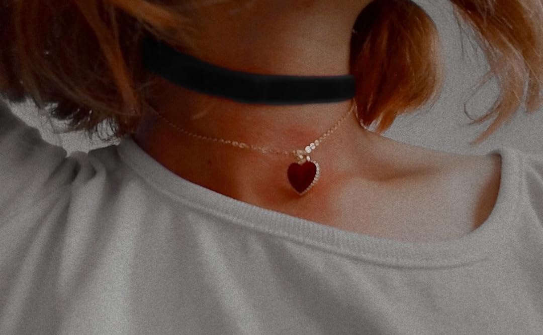 Famdecor Halloween costume jewelry red heart choker accessory