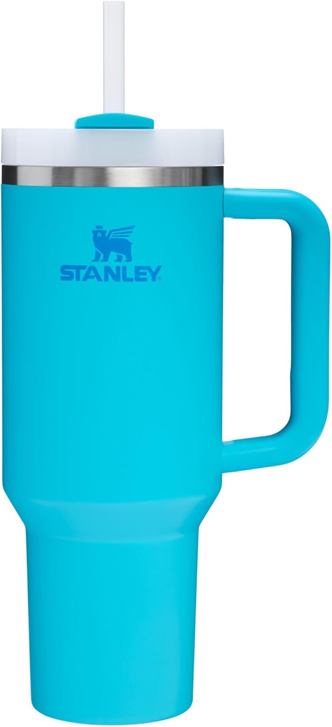 Stanley Quencher H2.0 tumbler front view in Splash color