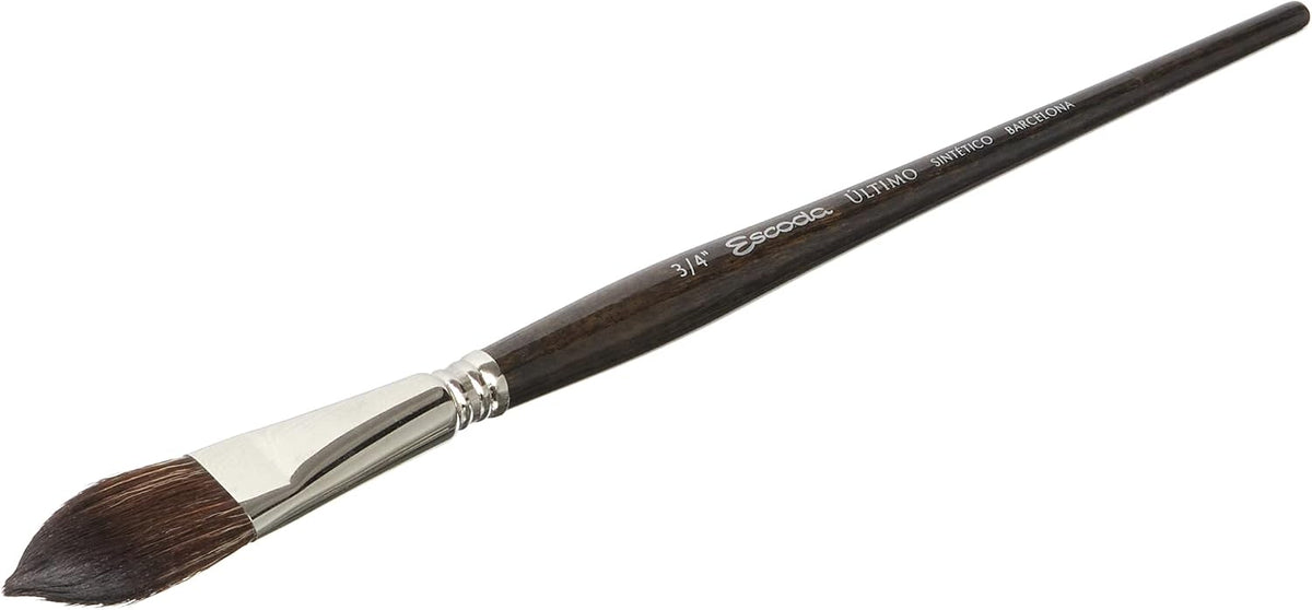 Escoda Ultimo series flat brush in action